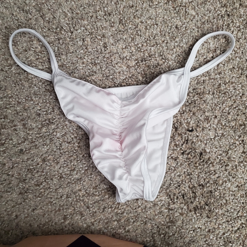 Bikini bottom - Picture 2 of 2